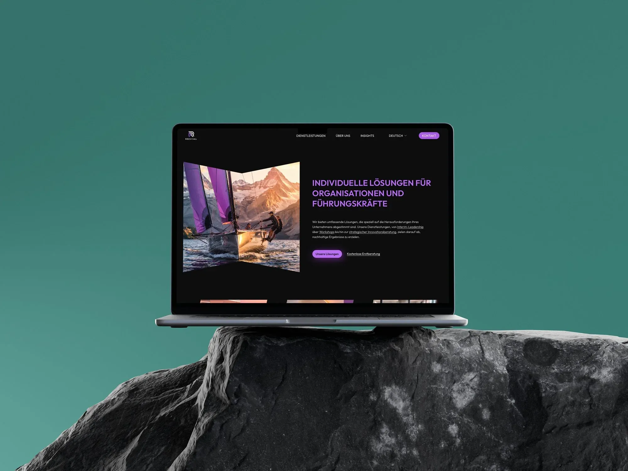 MacBook mit der neuen Rrevival Webseite