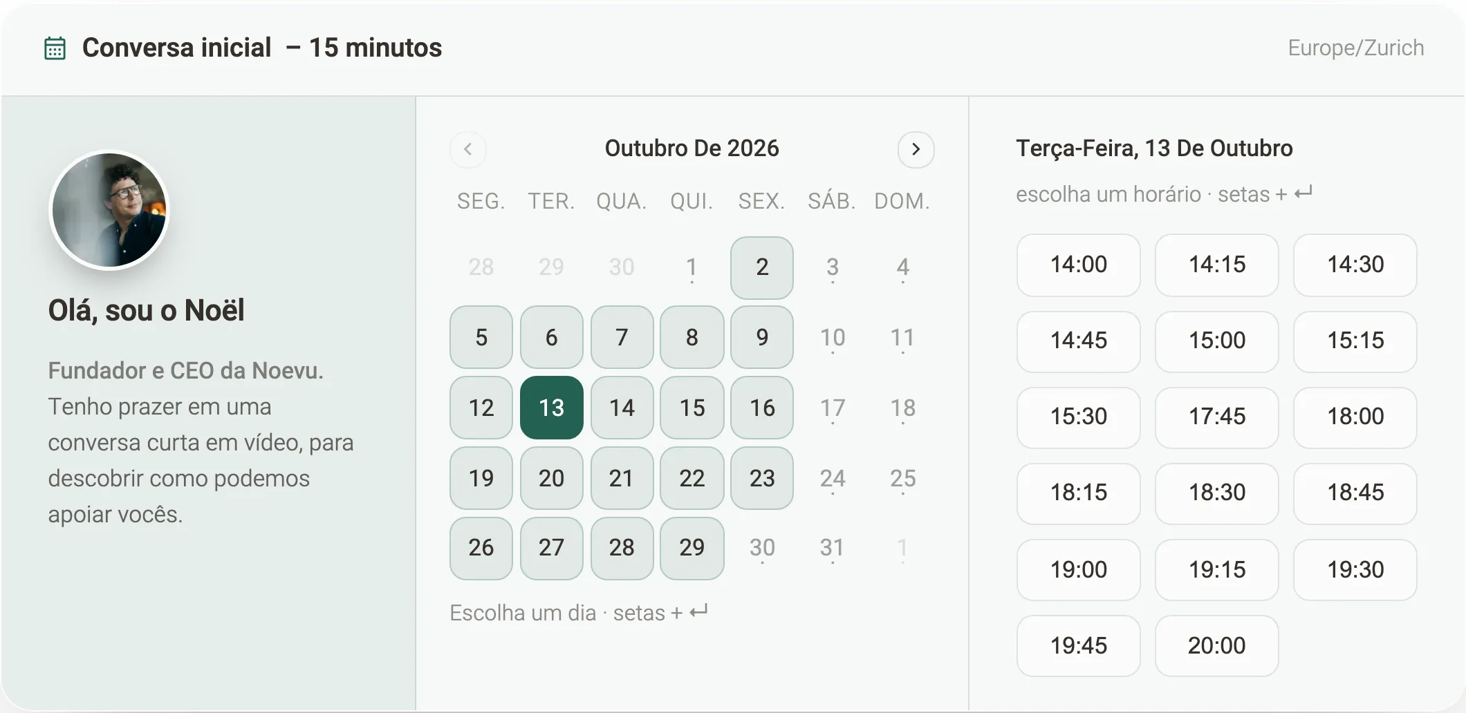 Calendário de agendamento no noevu.ch para uma conversa inicial: visão mensal, terça-feira selecionada e horários livres das 14h às 20h